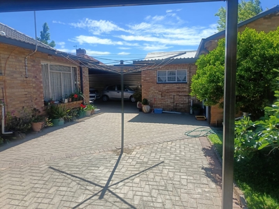 3 Bedroom Property for Sale in South Ridge Northern Cape